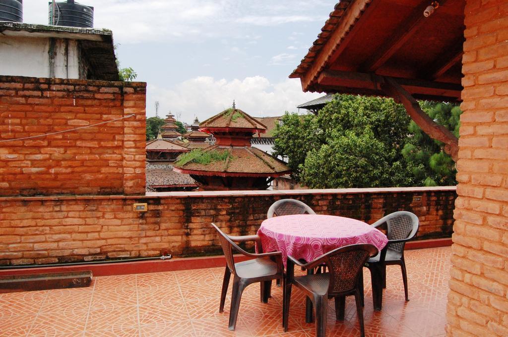 World Heritage Hotel And Apartments Katmandu Eksteriør billede